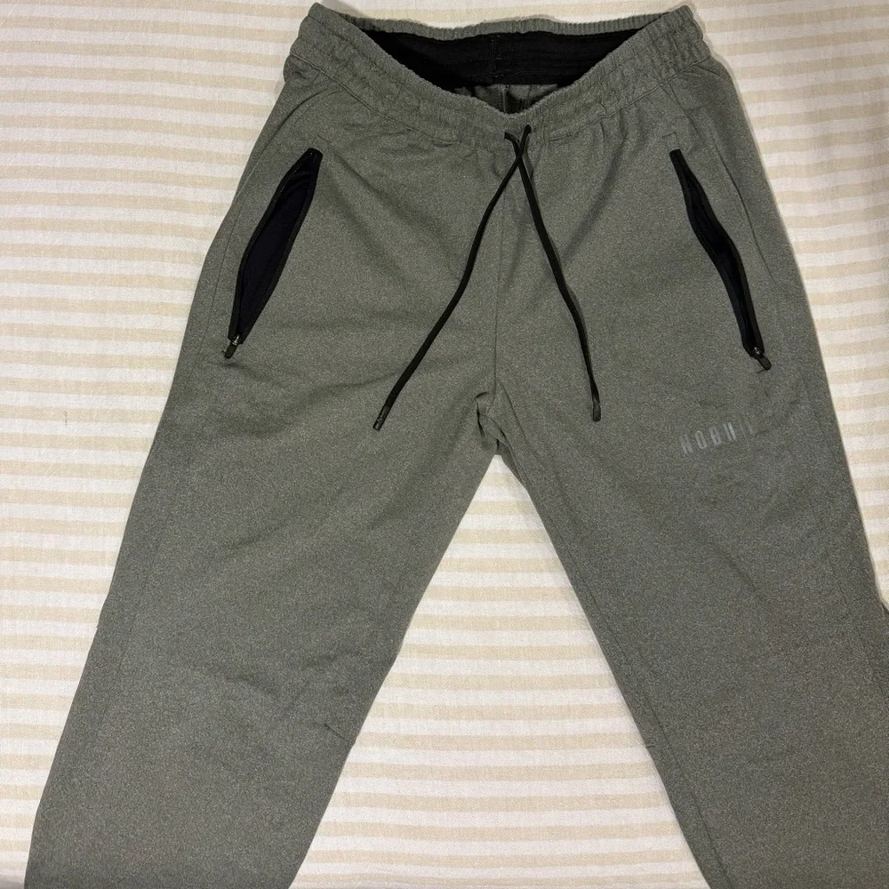 Nobull sweatpants - Picture 2 of 3